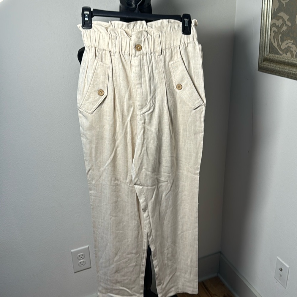 Women's Cream Ankle Pants
